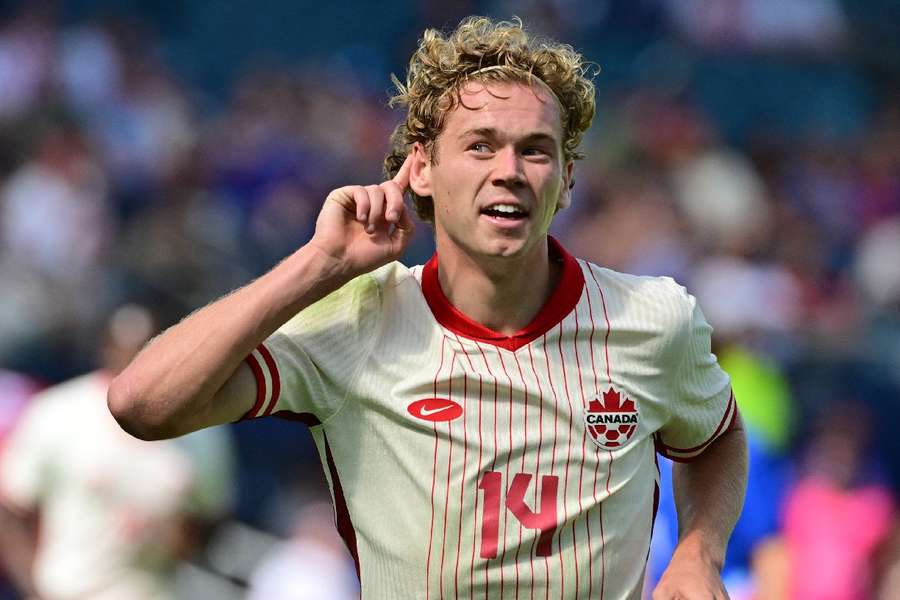 Shaffelburg fez um dos gols da vitória canadense em Kansas City