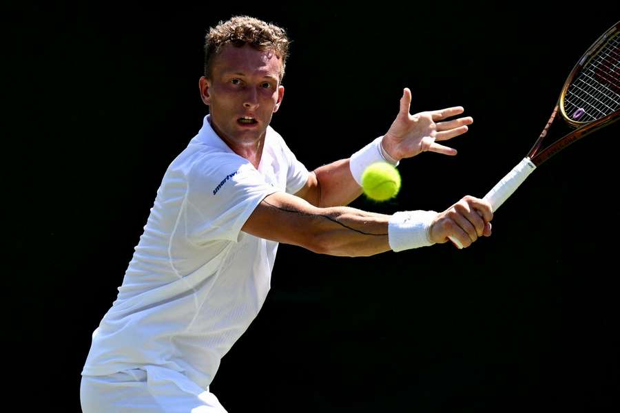 Jiří Lehečka překvapivě ztratil na úvod Wimbledonu set.