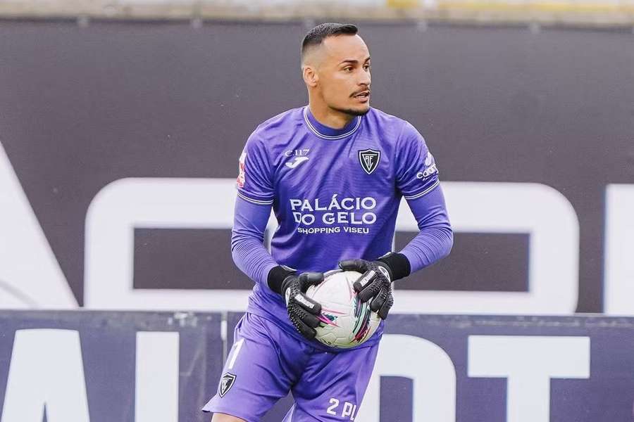 Bruno Brígido fez 22 jogos pelo Académico de Viseu