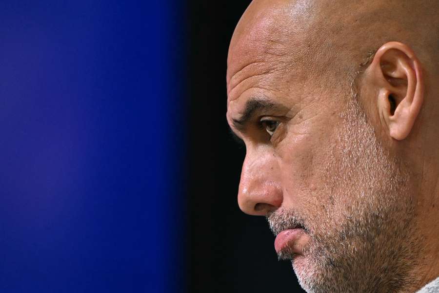 Guardiola comparece ante los medios