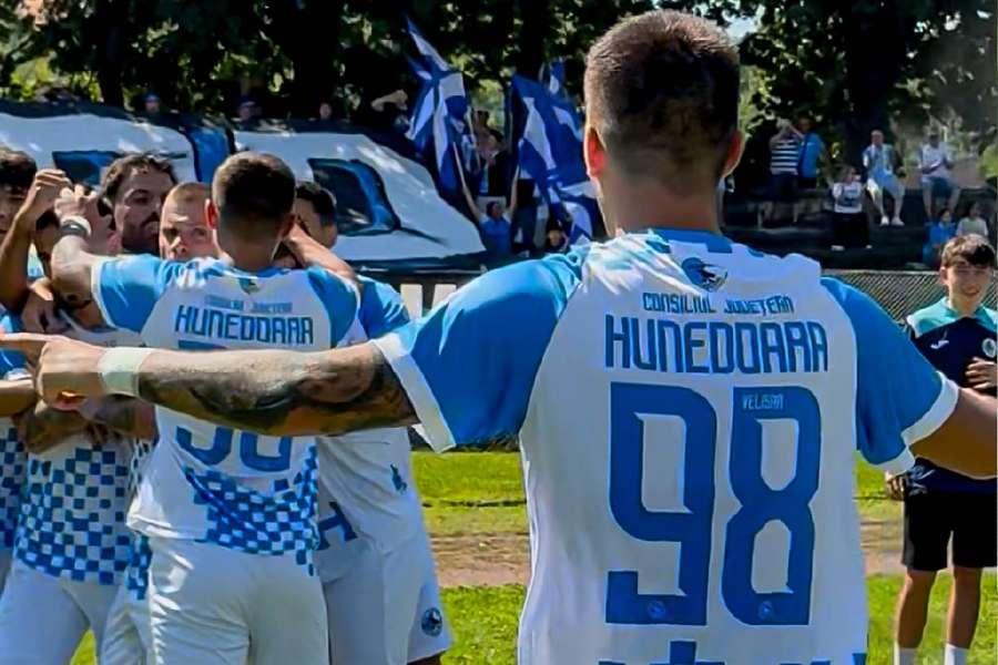 Victorie la limită pentru Corvinul în duelul cu Chindia