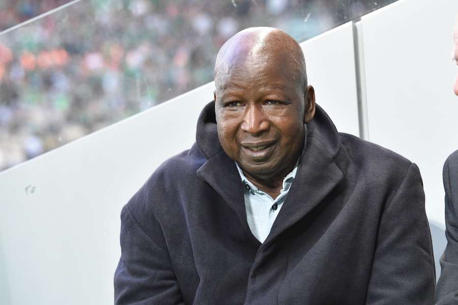 Salif Keita in 2018 op bezoek bij St. Etienne