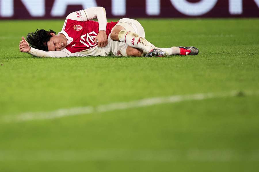 Rupture du ligament croisé pour le Japonais de Monaco Minamino à six mois du Mondial