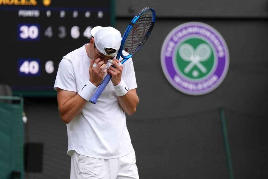 Domácí favorit Jack Draper končí ve Wimbledonu ve druhém kole.