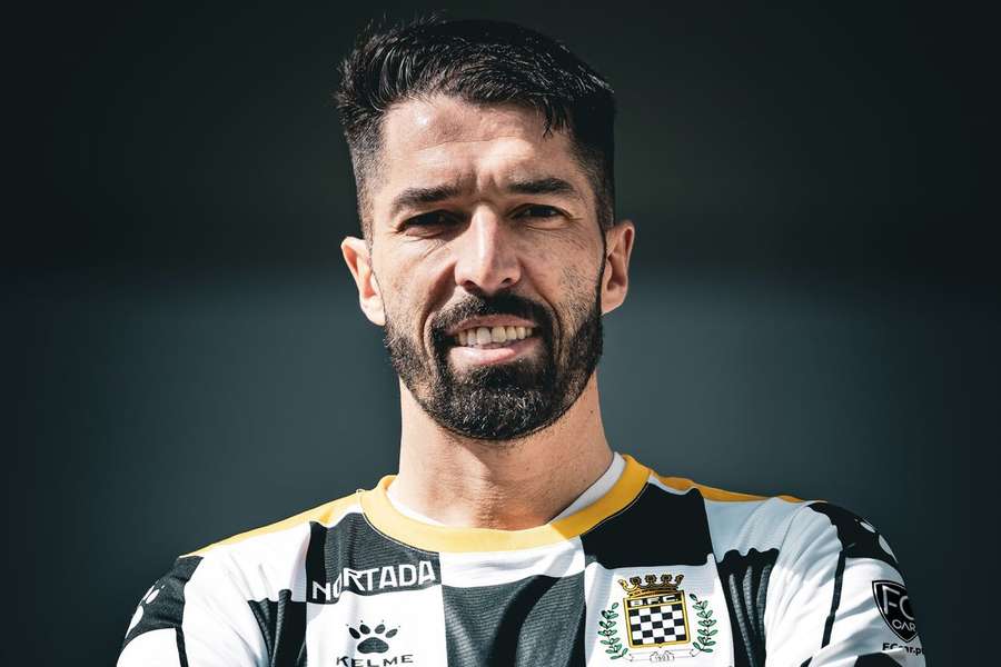Steven Vitória chegou ao Bessa Steven Vitória chegou ao Bessa