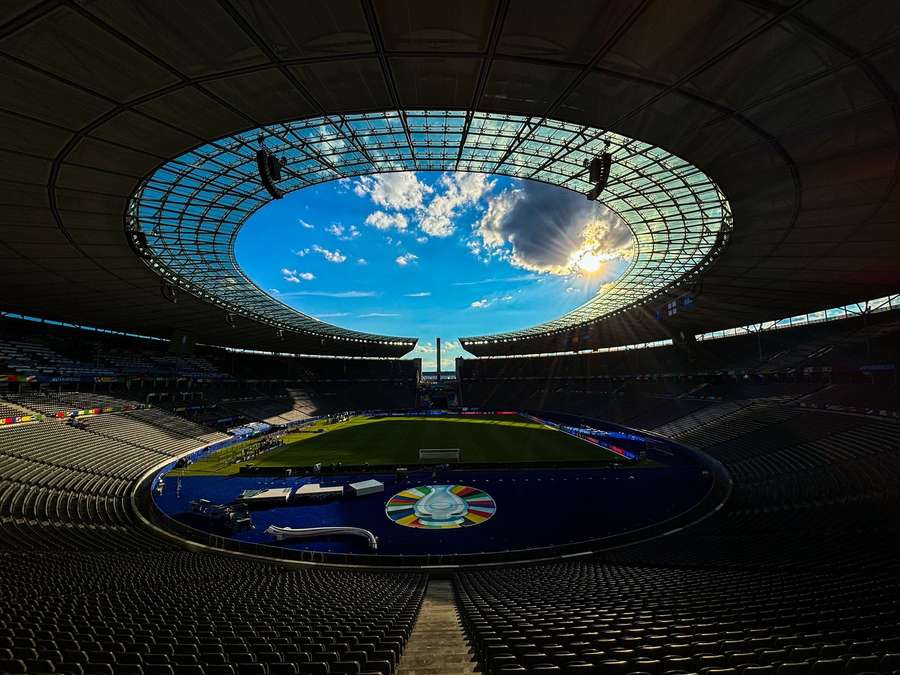 Finále Eura se odehraje na berlínském Olympiastadionu.