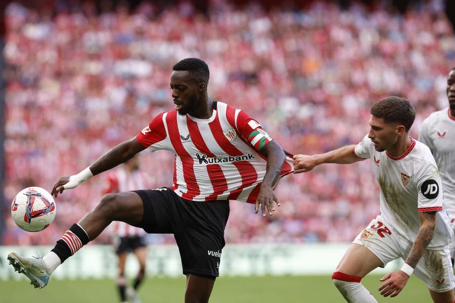 Iñaki Williams kon een gelijkspel tegen Sevilla niet voorkomen.