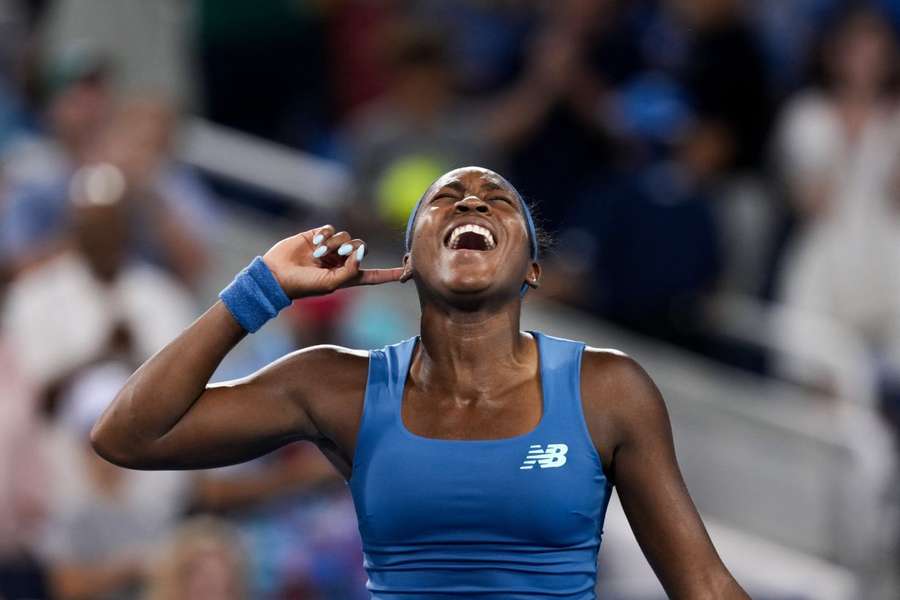 Gauff feiert ihren Titelgewinn in Cincinnati Gauff feiert ihren Titelgewinn in Cincinnati