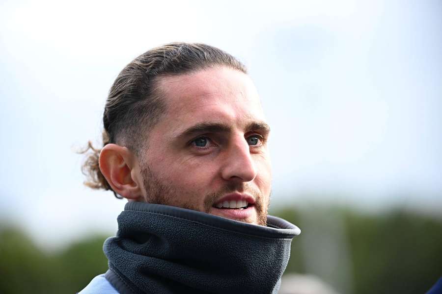 Adrien Rabiot hat sich gegen die Auslandsspiele gestellt.