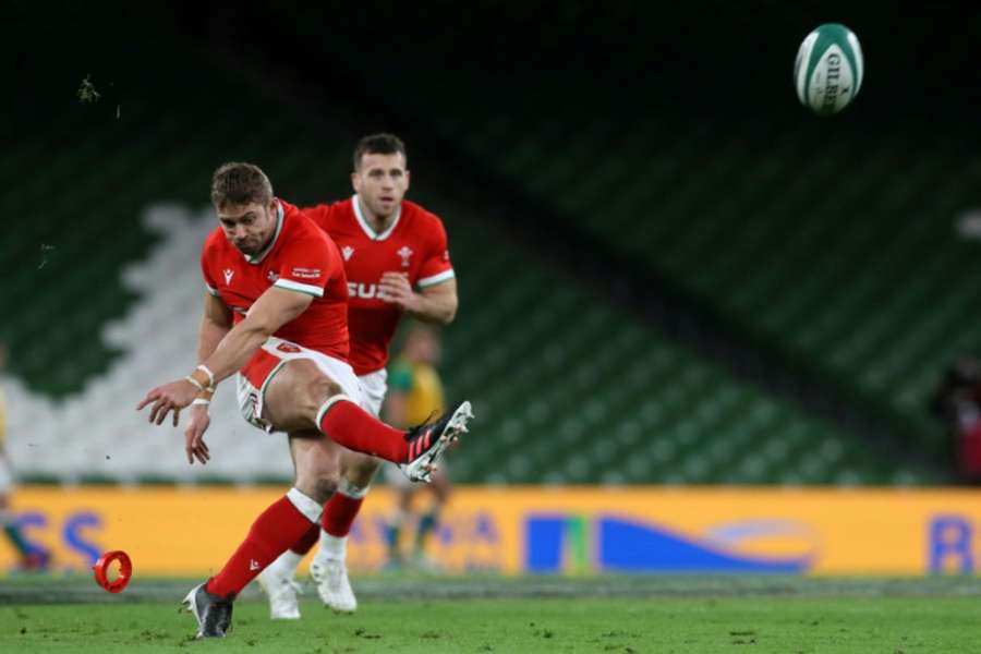 Wales full-back Leigh Halfpenny has been ruled out of Saturday's Six Nations clash against Ireland