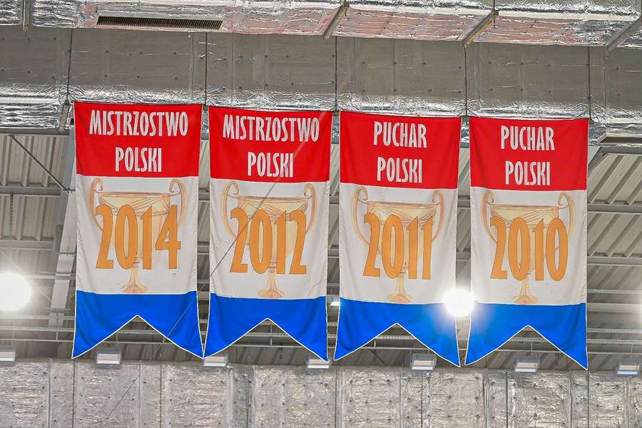 Ekstraliga hokejowa - STS Sanok wycofuje się z rozgrywek Ekstraliga hokejowa - STS Sanok wycofuje się z rozgrywek