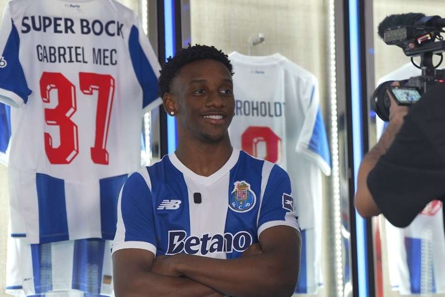 Mec apresentado no FC Porto Mec apresentado no FC Porto