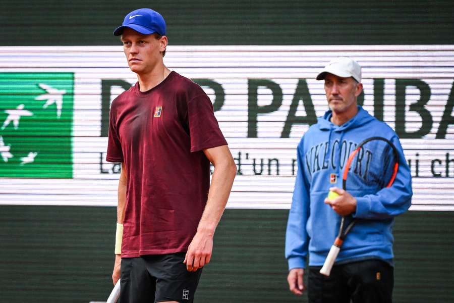 Jannik Sinner y Darren Cahill Jannik Sinner y Darren Cahill