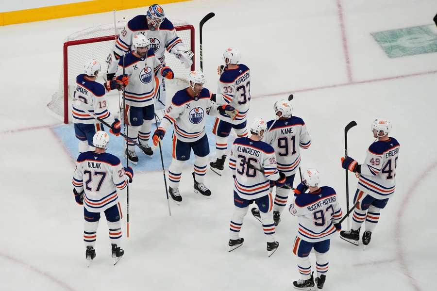 Edmonton si po otočke uchmatol prvý bod série.