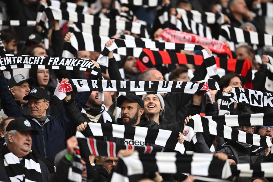 Die Eintracht-Fans sollen zum 12. Mann werden. Die Eintracht-Fans sollen zum 12. Mann werden.