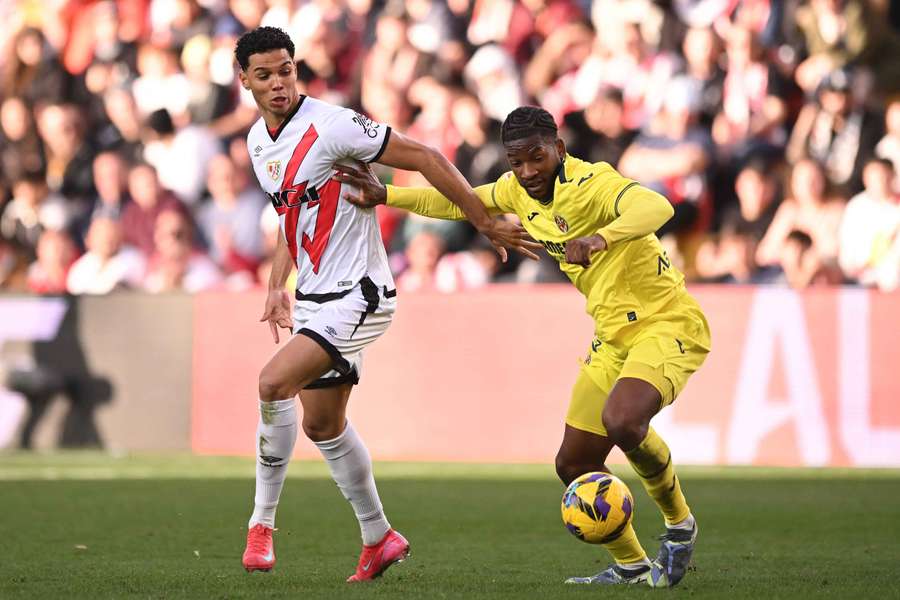 Etienne Eto'o, en un partido entre el Rayo y el Villarreal