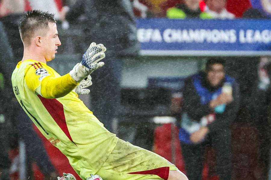 Trubin apurou Benfica para o play-off