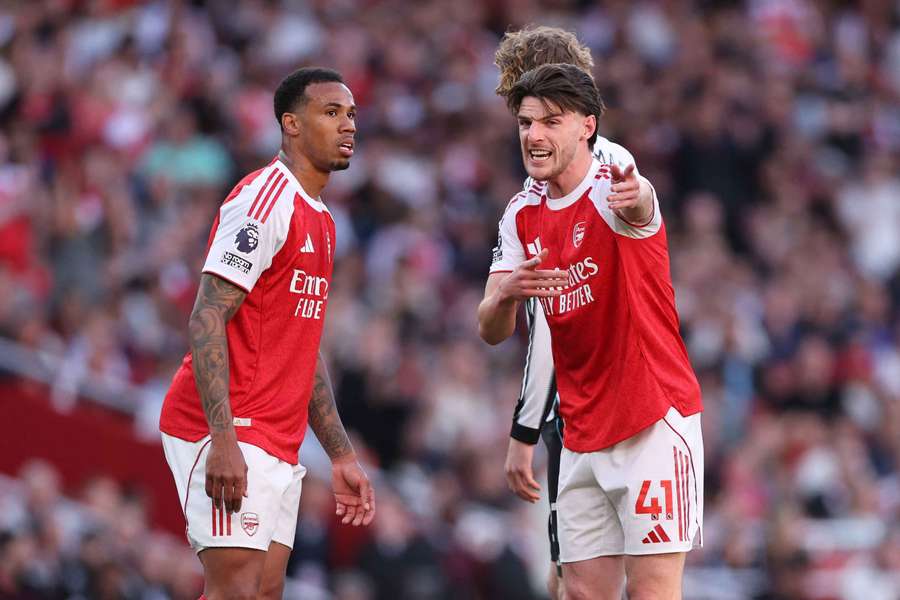 Neville rips apart Arsenal's UCL chances: I don't see them getting past Atlético Madrid Neville rips apart Arsenal's UCL chances: I don't see them getting past Atlético Madrid