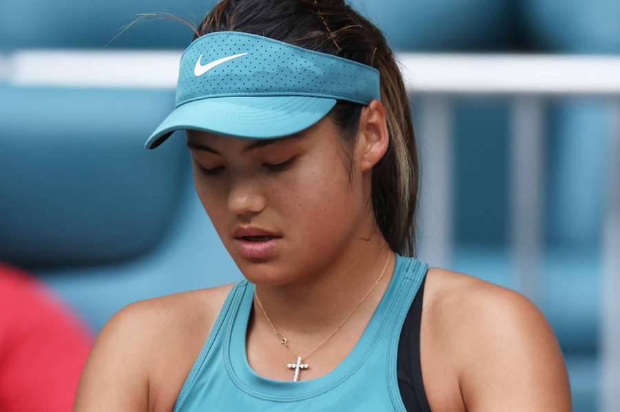 Emma Raducanu was beaten by Bianca Andreescu in the first round of the Miami Open