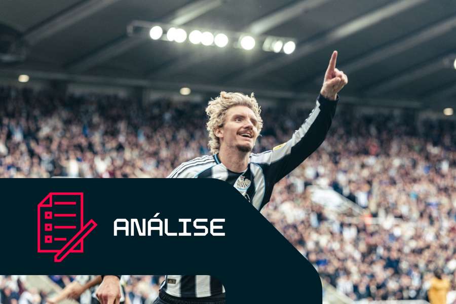 Nick Woltemade, do Newcastle, comemora após marcar contra o Wolves