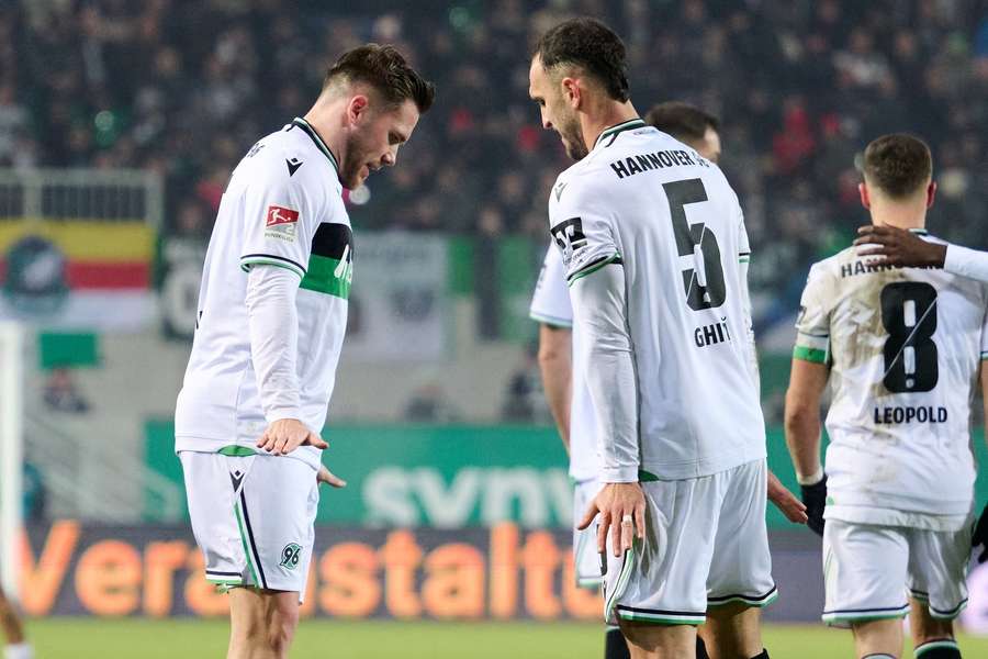 Meci dramatic pentru echipa lui Virgil Ghiță. Hannover a încasat două goluri în prelungiri