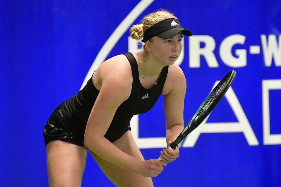 Clara Tauson er meget tæt på at spille sig til vej til Grand Slam-turneringen i Frankrig.