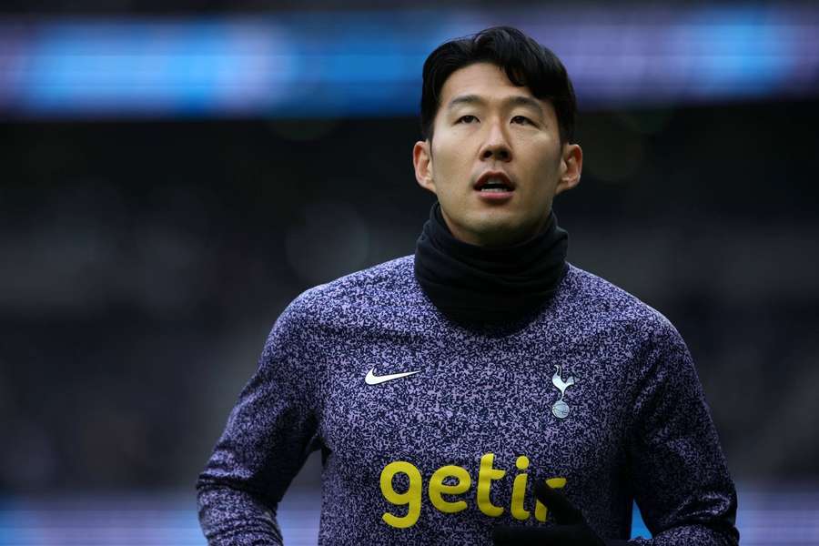 Heung-Min Son hat sich für sein Verhalten in der Auseinandersetzung mit seinem Mitspieler Lee Kang-in beim Asien-Cup entschuldigt.