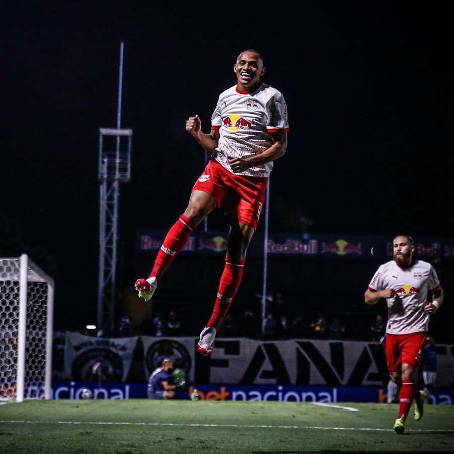 Jhon Jhon fez o gol do Bragantino no tempo normal