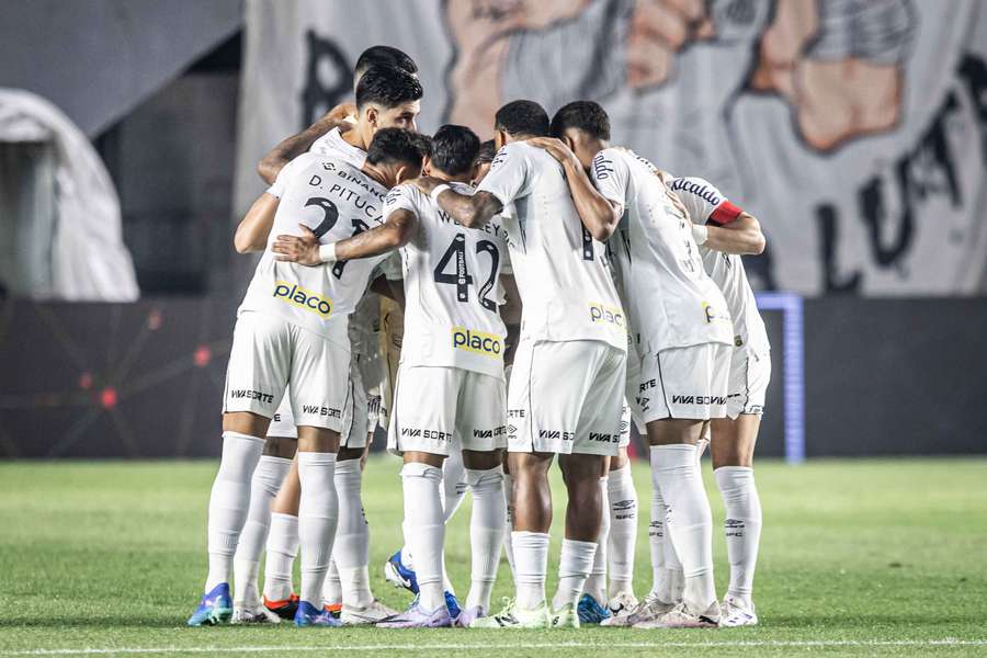 O Santos vem de empate com a Ponte Preta