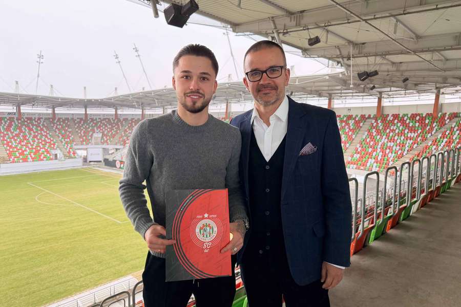 Ekstraklasa piłkarska - Kowalczyk oficjalnie w Zagłębiu