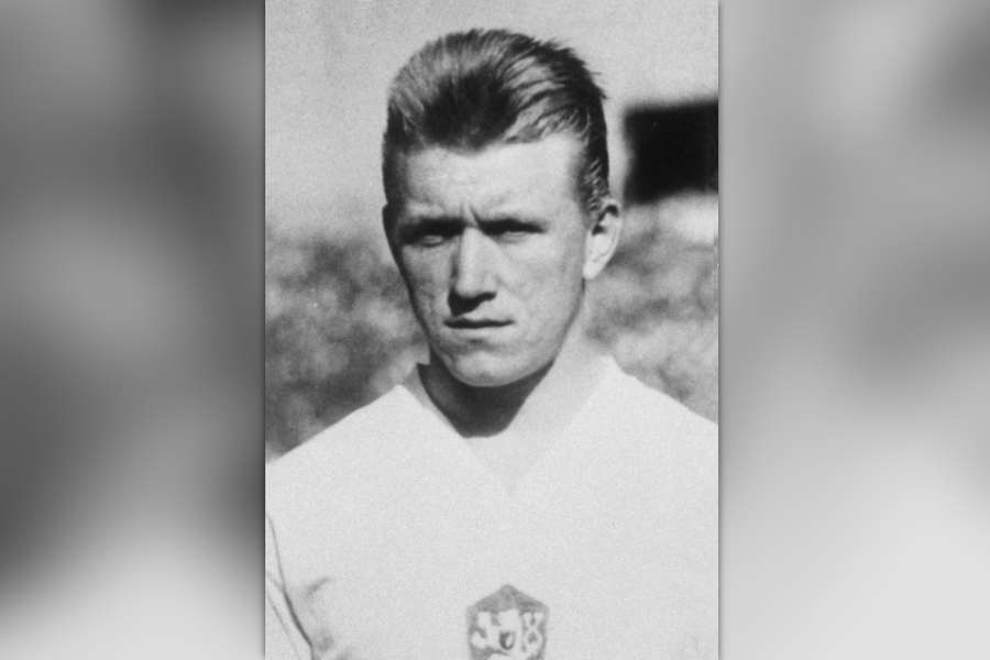 Legendární útočník pražské Dukly a československé reprezentace Josef Jelínek