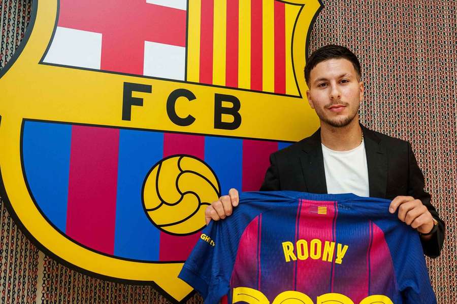 Roony Bardghji in a Barcelona shirt