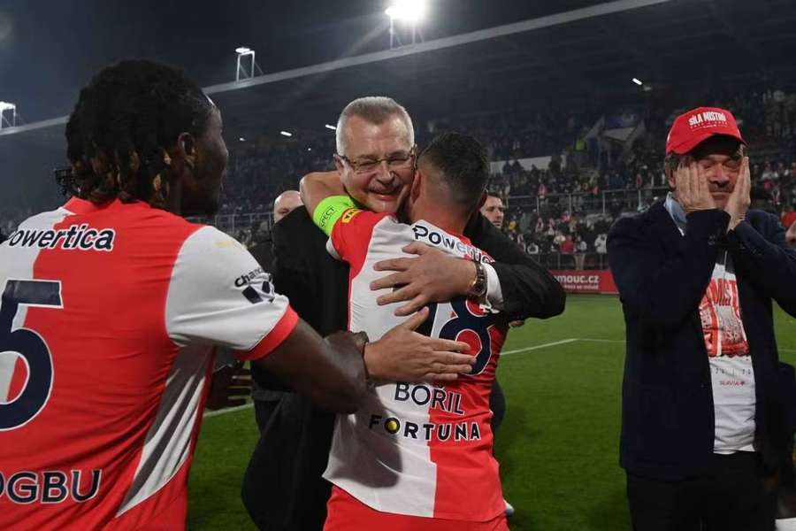 Slavia slaví titul na Hané.