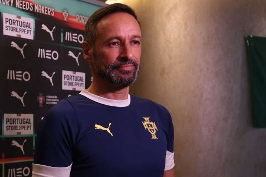 Bino, selecionador dos sub-17 Bino, selecionador dos sub-17