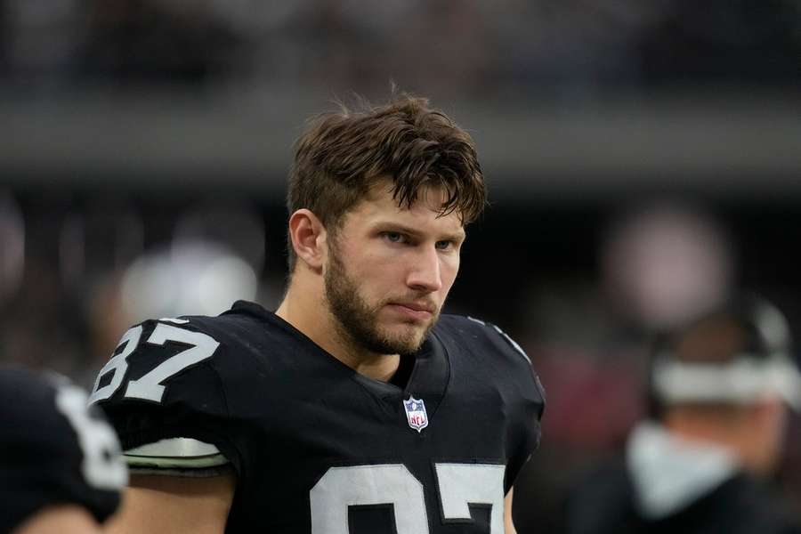 Foster Moreau when he was still playing for the Raiders