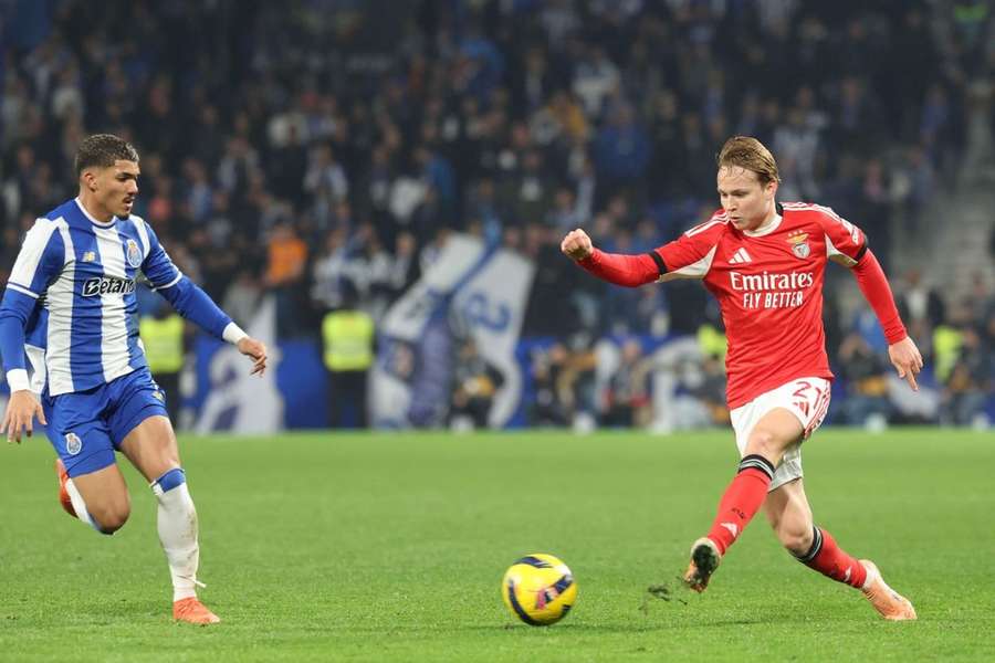 Andreas Schjelderup foi utilizado no jogo com o FC Porto