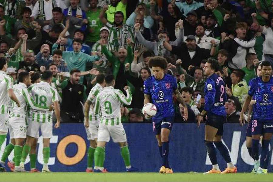 Betis celebrate goal 