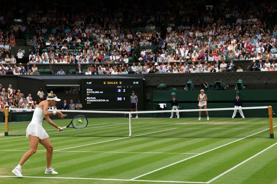 Marketa Vondrousova liefert im Halbfinale von Wimbledon bislang eine überzeugende Leistung ab