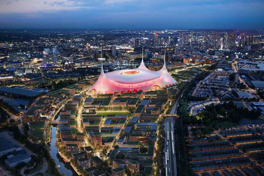Manchester mayor reveals plans to host World Cup: Imagine a final at that new Old Trafford