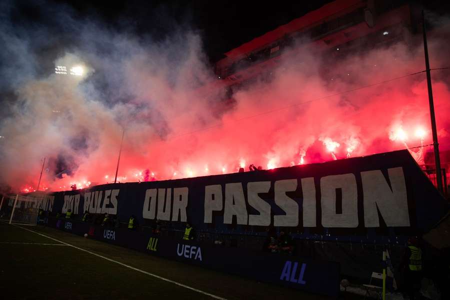 UEFA potrestala Sigmu půlmilionovou pokutou a podmínečně uzavřeným "kotlem".