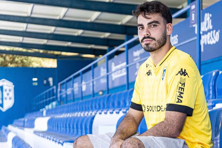 Brasileiro de 23 anos completou formação no Benfica