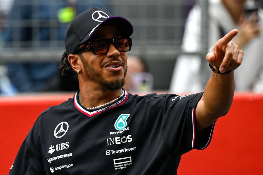 Hamilton gaat aan het eind van dit seizoen naar Ferrari