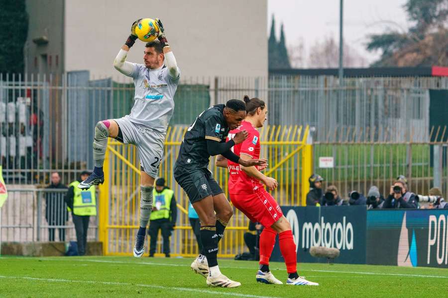 Simone Scuffet a semnat cu Napoli