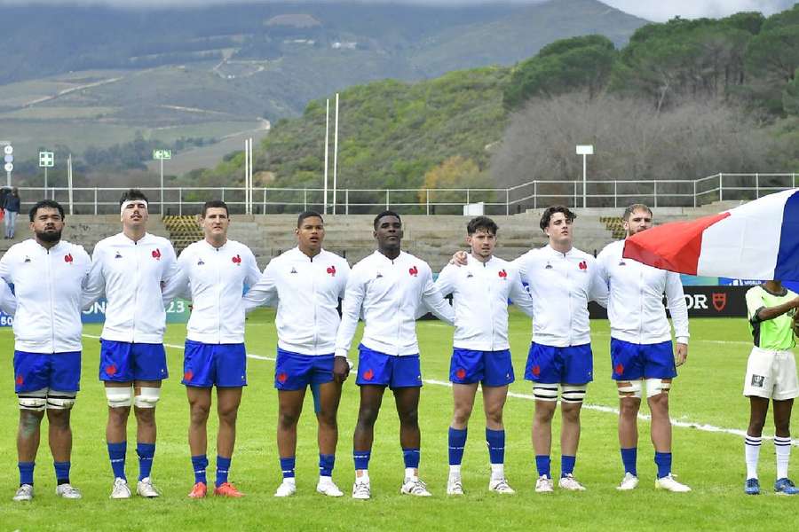 5 essais et une correction : les Bleuets punissent les Baby Blacks et se qualifient pour les 1/2 finales