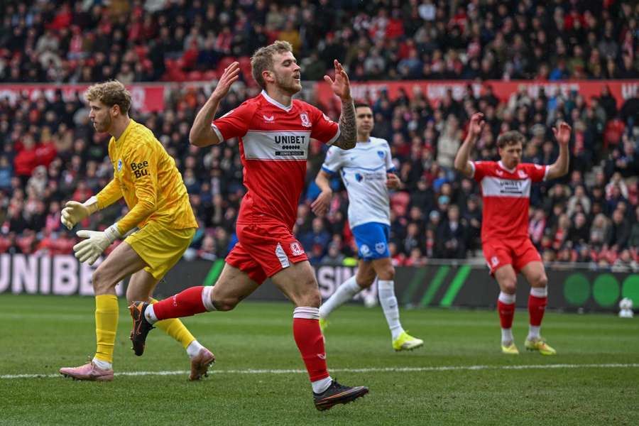 Socceroos call eight up to training squad after McGree ruled out Socceroos call eight up to training squad after McGree ruled out