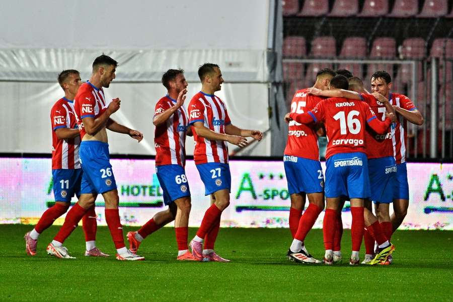 Gólová radost hráčů Zbrojovky.