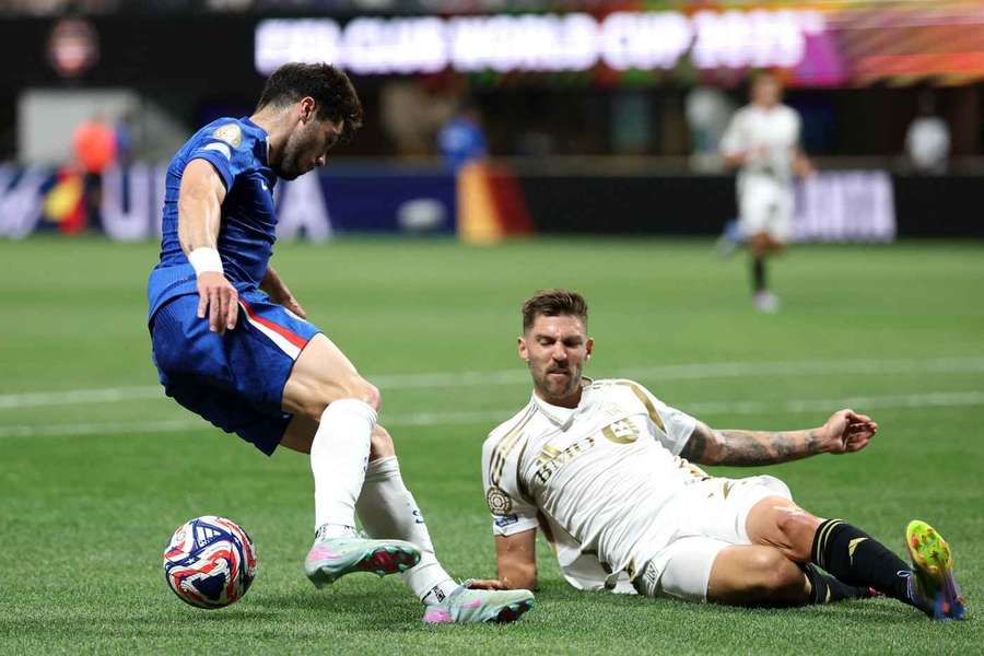 Driblingul lui Pedro Neto