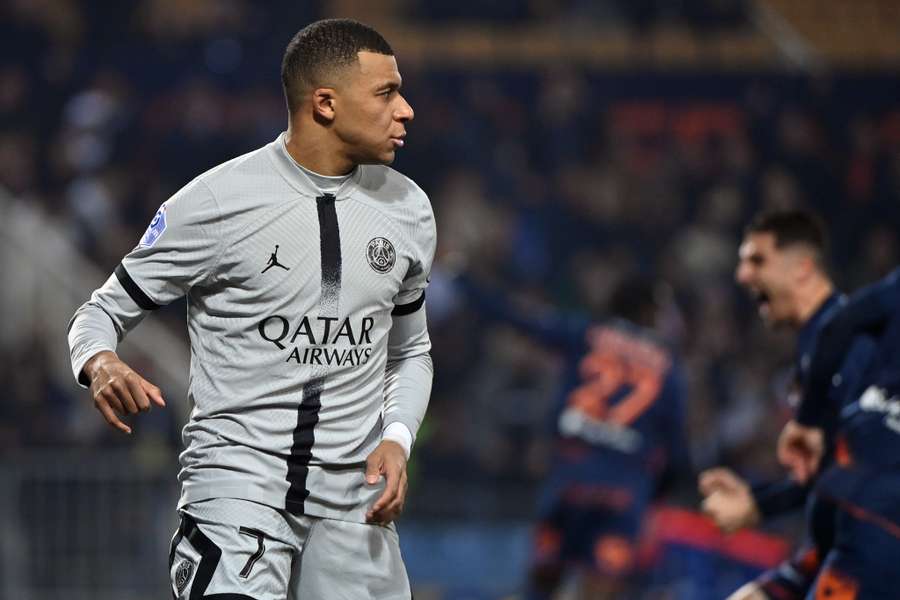 Kylian Mbappé lesionou-se contra o Montpellier, mas Julian Nagelsmann não acredita que o avançado falhe o regresso da Liga dos Campeões