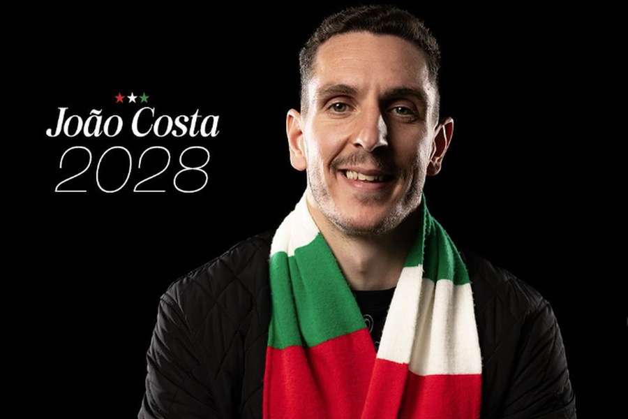 João Costa assinou pelo Estrela da Amadora até 2028