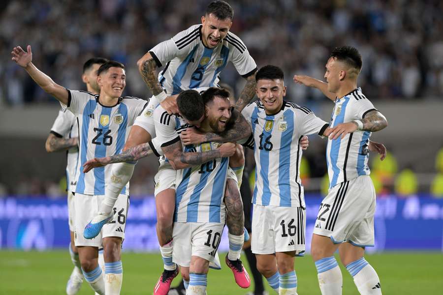 A Argentina venceu o Panamá no primeiro jogo disputado em casa depois da conquista do Mundial-2022